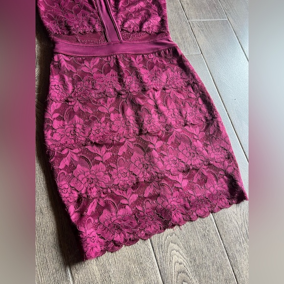 GUESS Magenta Lace Cocktail Dress | Size Small - Picture 3 of 8